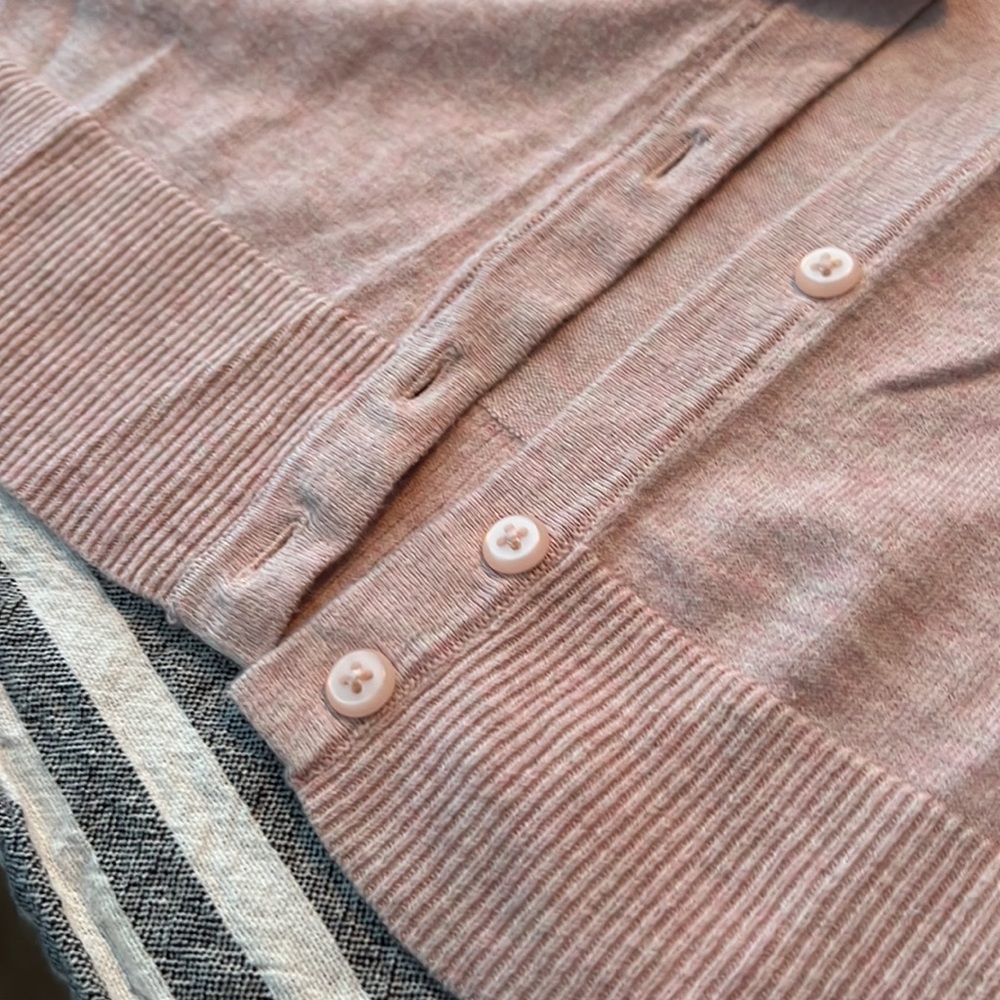 Soft heathered pink a new day sweater cardigan, size large - Picture 4 of 7